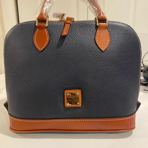 Dooney & Bourke Handbags - Brand New Dooney & Bourke bag, don’t hesitate to ask for more pictures